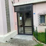 Magnifique T2 45m2 Neuf 5 Personnes Clim Wifi Stationnement Gratuit Centre A 300m Apartmán *