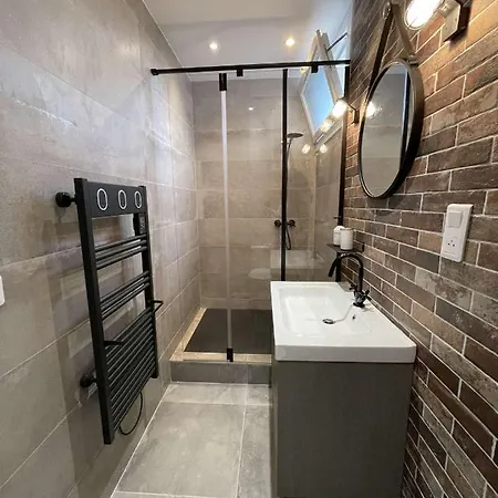 Apartamento Ajaccio Magnifique T2 45m2 Neuf 5 Personnes Clim Wifi Stationnement Gratuit Centre à 300m *
