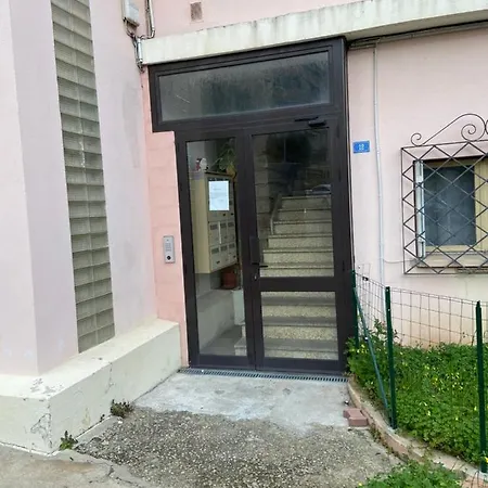 Ajaccio Center Apartment: Proximity, Modern Comfort Apartment *